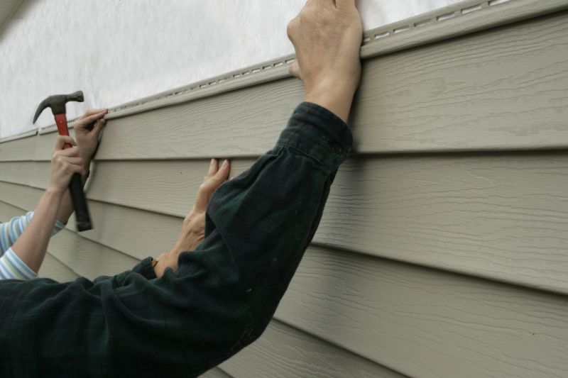 Top Siding Installation Companies in Avon, CT