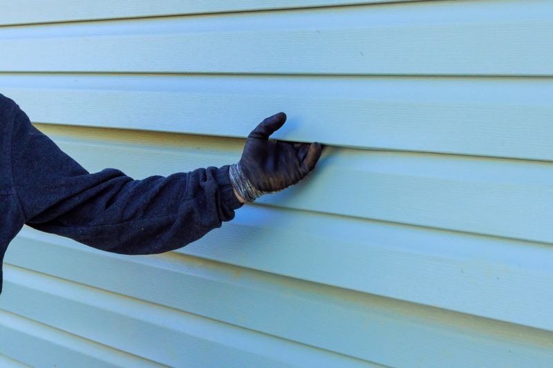 Specialized Siding Maintenance Teams